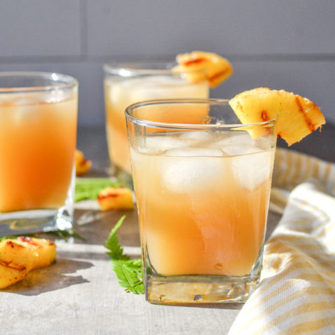 Pineapple Iced Tea - One of 5 fruit infused iced tea recipes