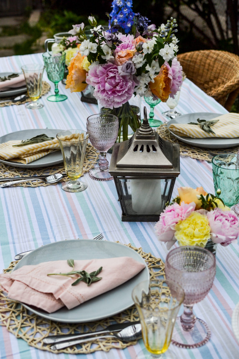 Dining Al Fresco – A Summer Tablescape