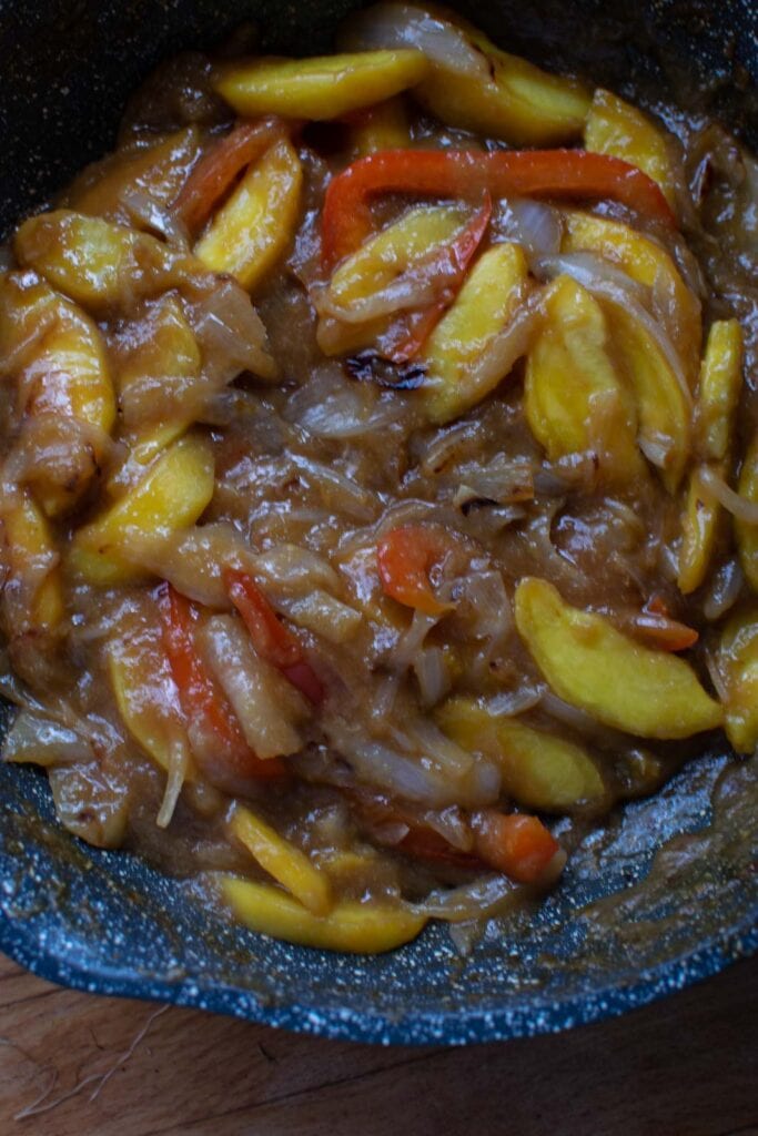 Peach sauce for chicken made with fresh peaches.