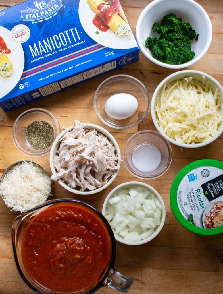 ingredients to make chicken and spinach manicotti