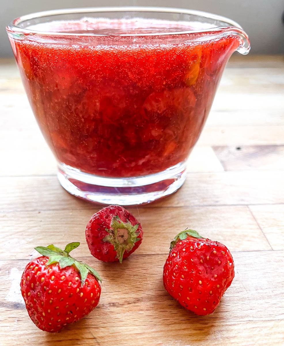 Easy Strawberry Sauce